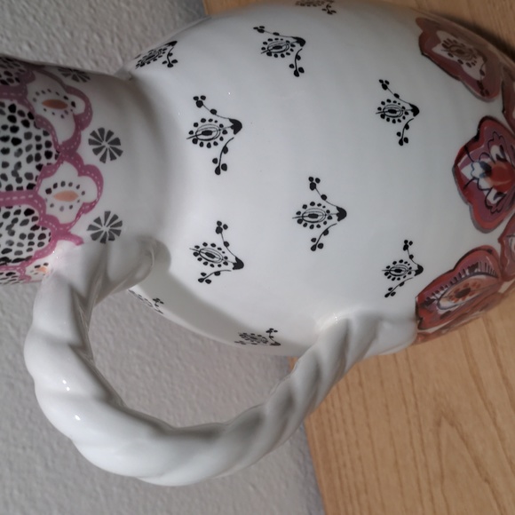 EUC Anthropologie Handpainted Revella Pitcher - Picture 4 of 7